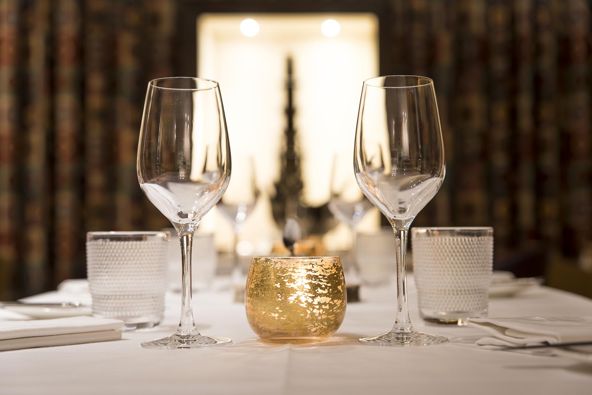 Hotel & Spa Regent Petite France Strasbourg Ngoại thất bức ảnh Wine glasses