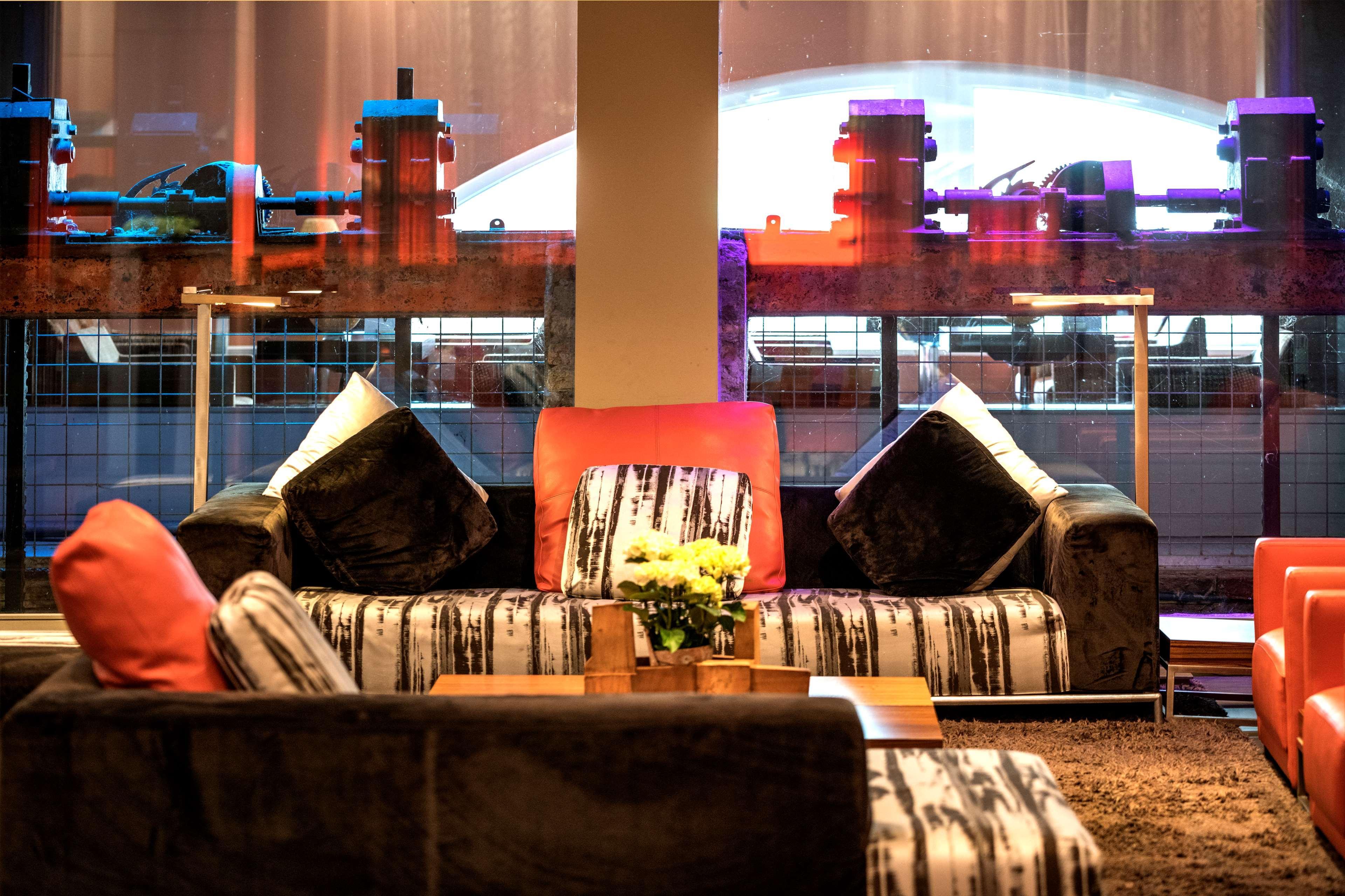 Hotel & Spa Regent Petite France Strasbourg Ngoại thất bức ảnh The lounge at the airport