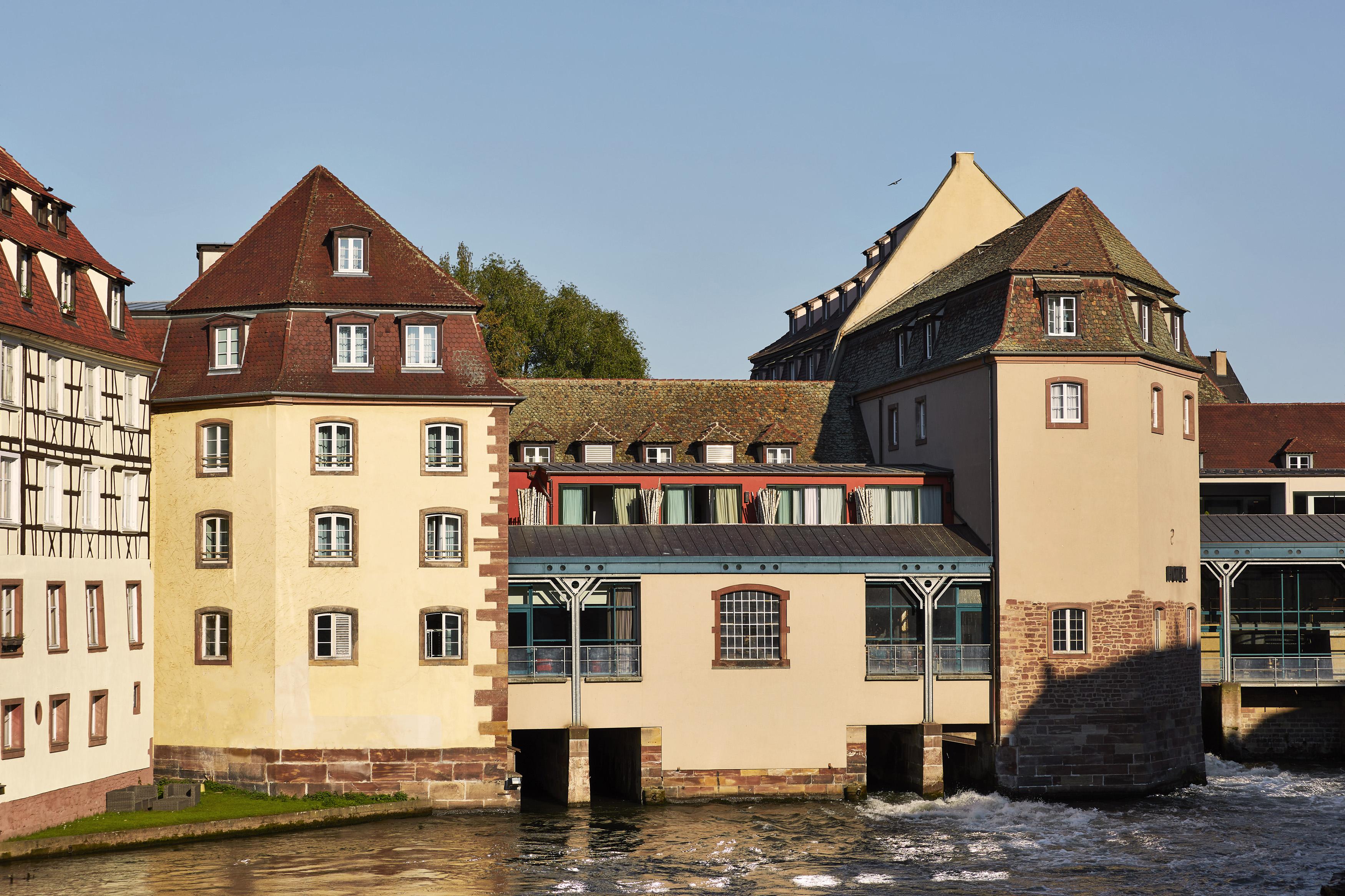 Hotel & Spa Regent Petite France Strasbourg Ngoại thất bức ảnh The old town of Miltenberg