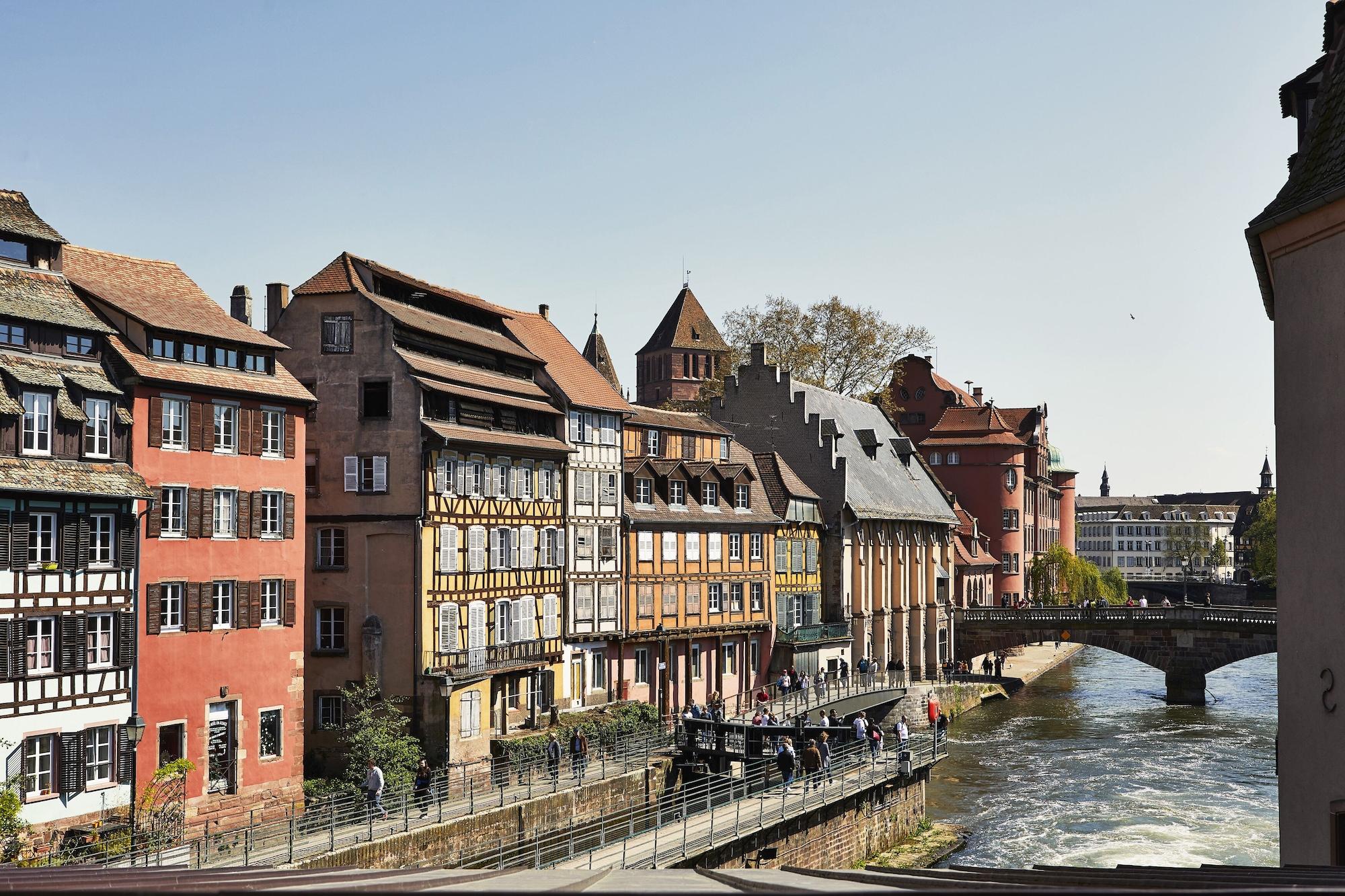 Hotel & Spa Regent Petite France Strasbourg Ngoại thất bức ảnh The Ill in Strasbourg