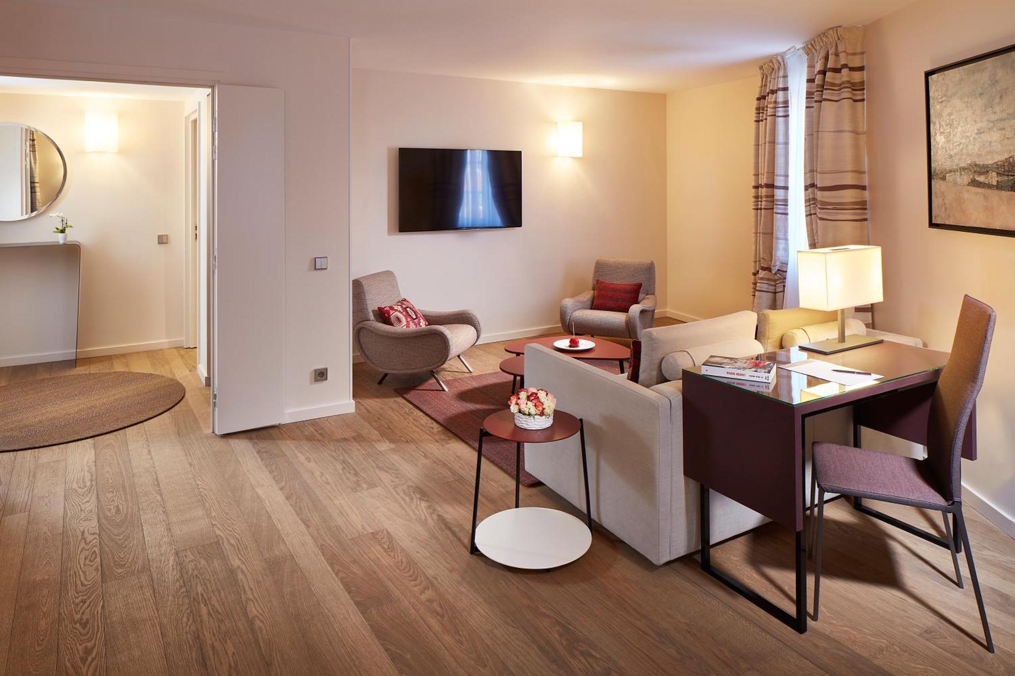 Hotel & Spa Regent Petite France Strasbourg Ngoại thất bức ảnh A typical apartment